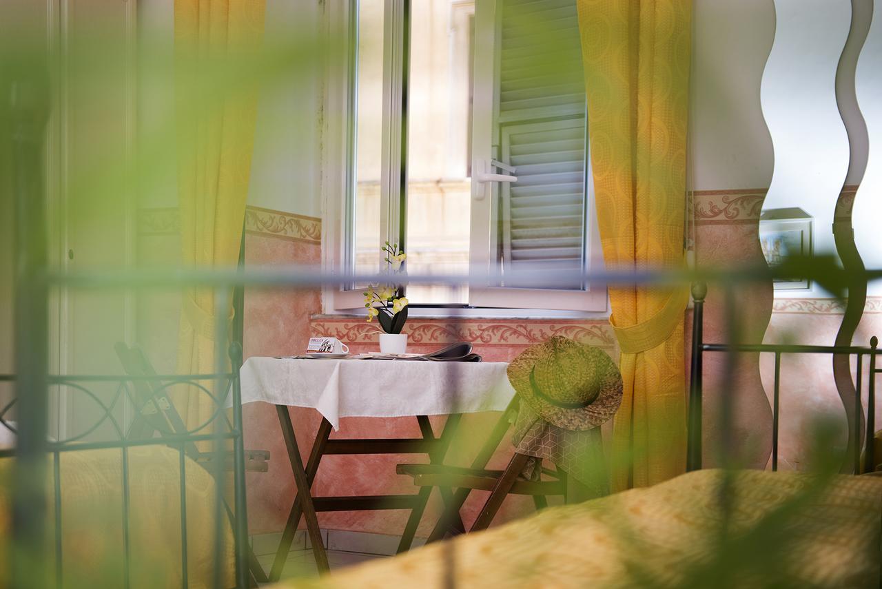 Obelus Bed & Breakfast Rome Exterior photo