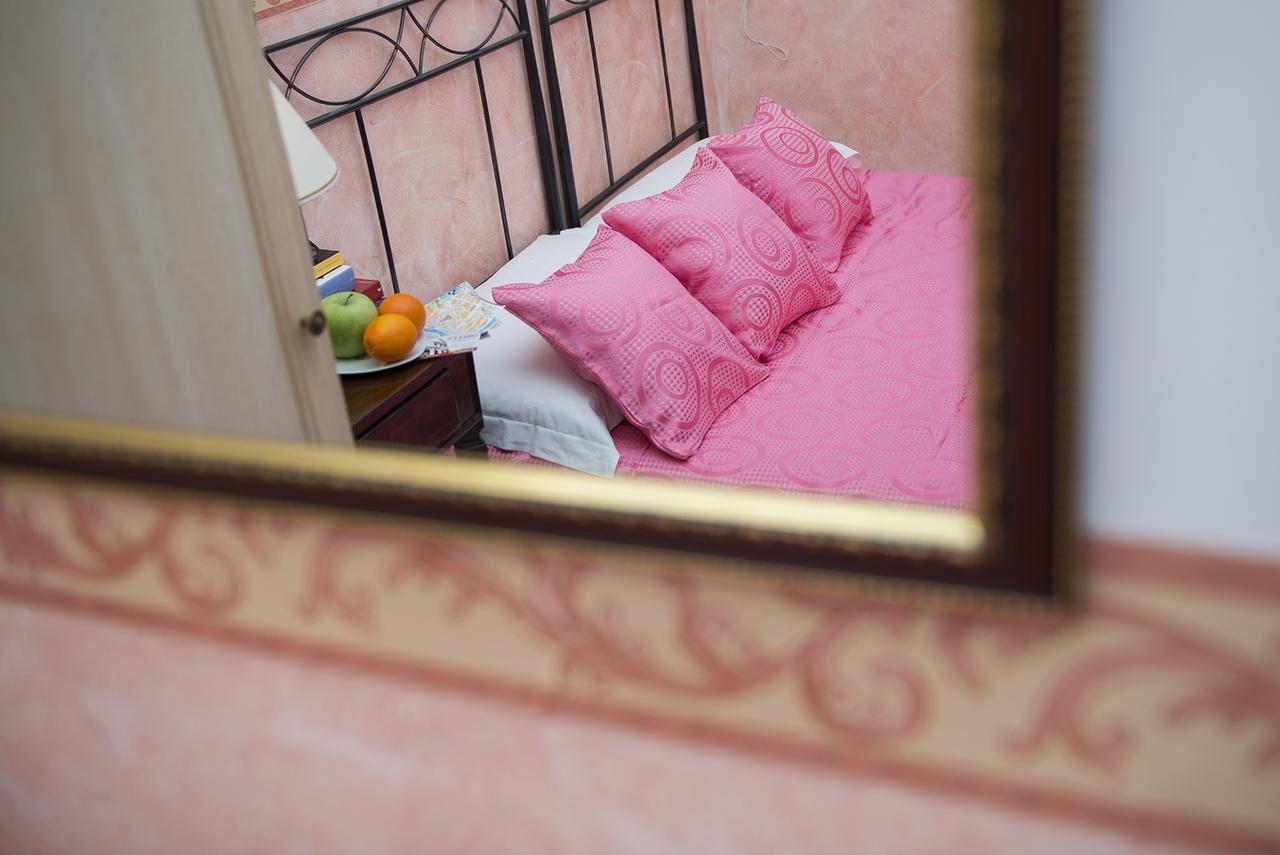 Obelus Bed & Breakfast Rome Exterior photo