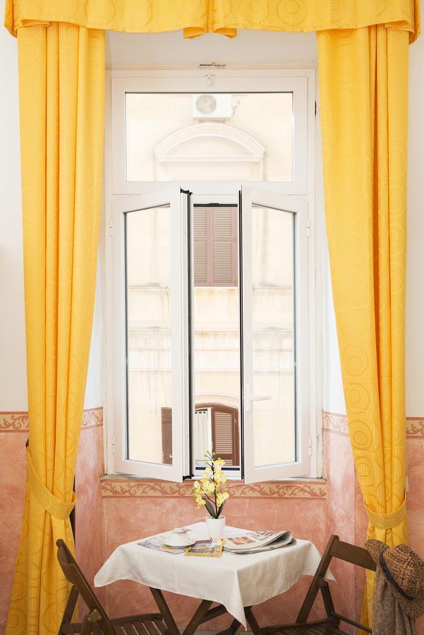 Obelus Bed & Breakfast Rome Exterior photo
