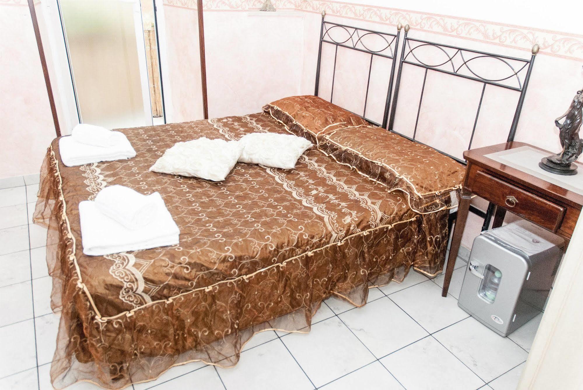 Obelus Bed & Breakfast Rome Exterior photo